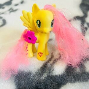 2015 MLP G4 Explore Equestria Magical Scenes “Fluttershy” Pony Figure